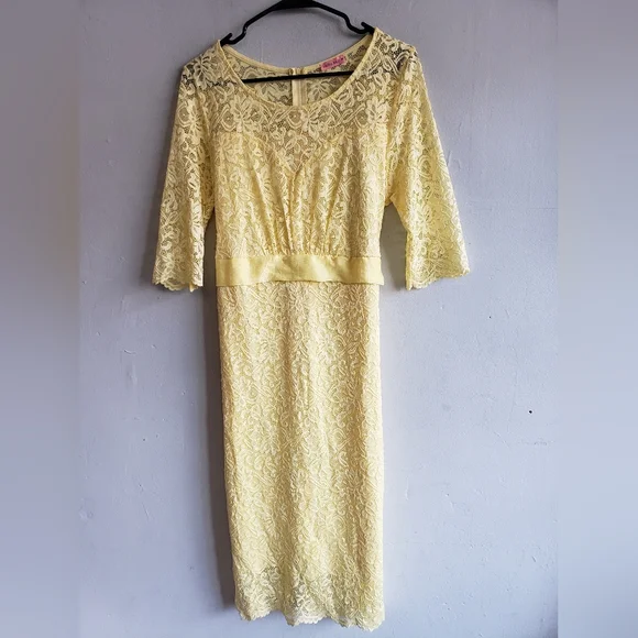 Hello MIZ | Dresses | Womens Xl Large Yellow Lace Long Dress Tie Ruched  Waist Elbow Sleeve | Poshmark
